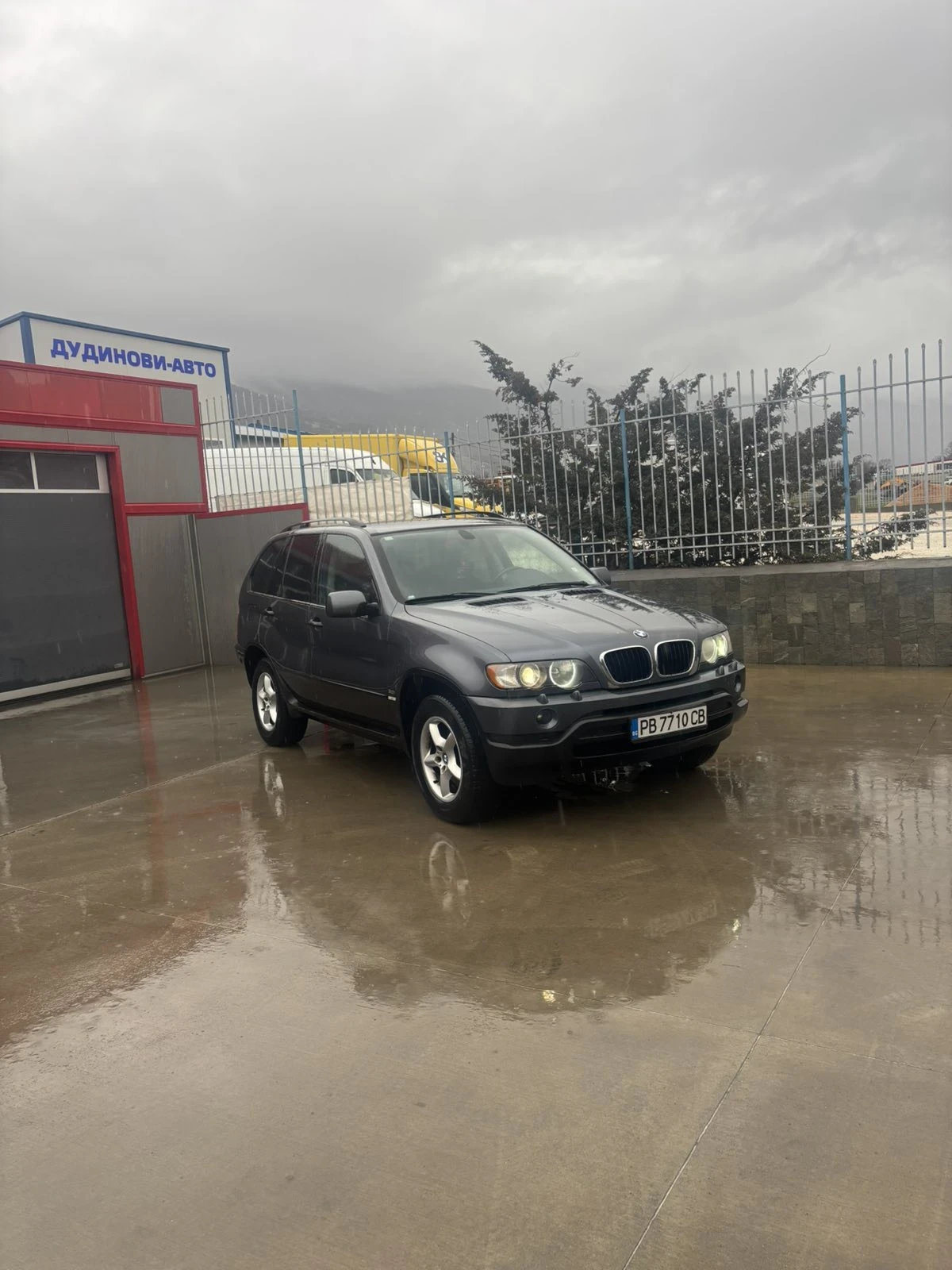 BMW X5  - изображение 2