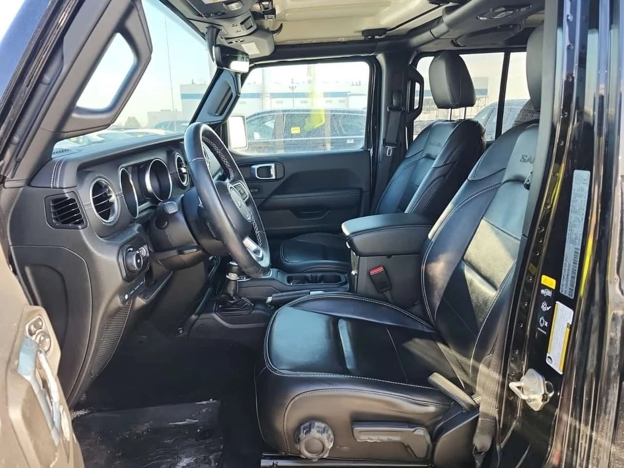 Jeep Wrangler 4xe Unlimited Sahara | PLUG-IN HYBRID | 2 КЛЮЧА |  - изображение 8