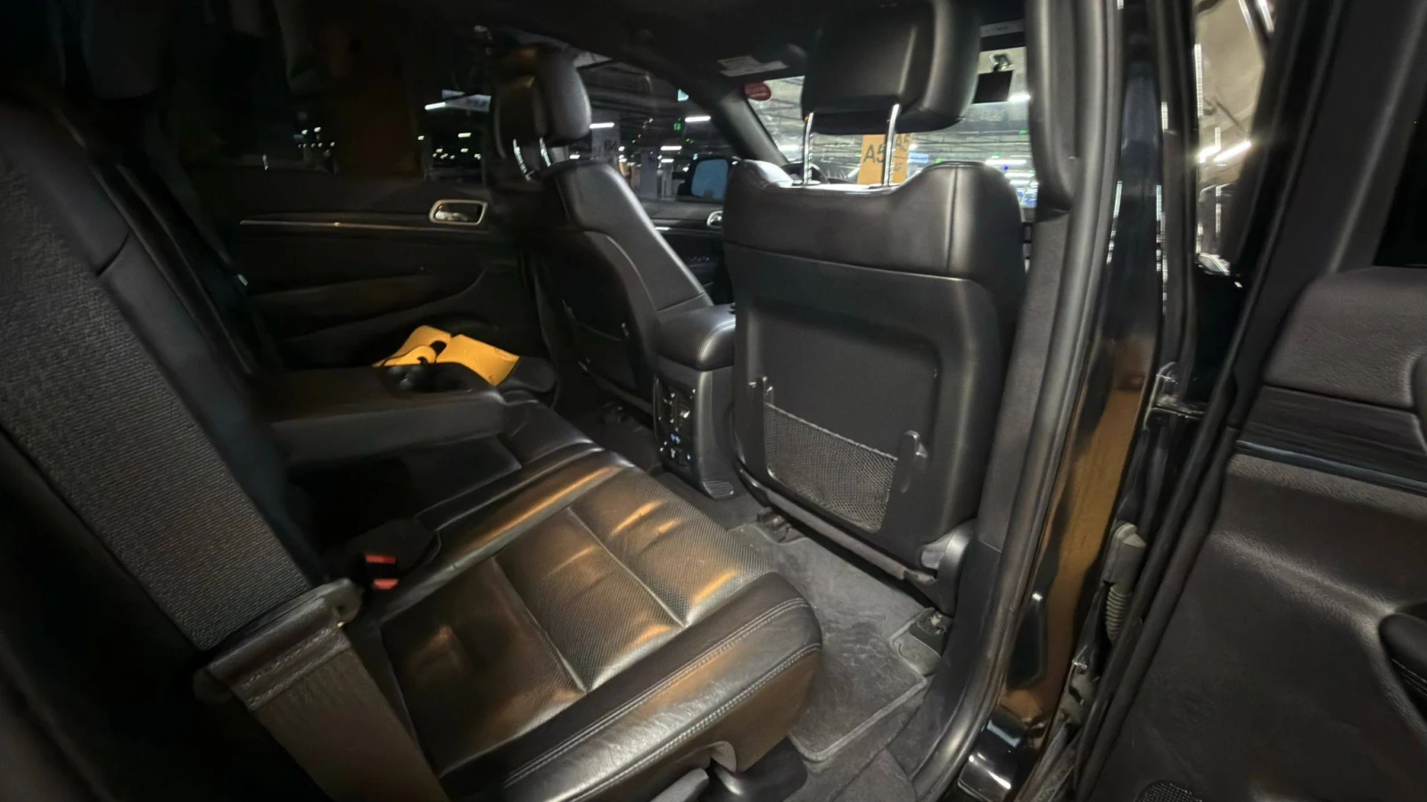 Jeep Grand cherokee 3.6 V6 Limitet WK2 Очакваме внос , снимка 16 - Автомобили и джипове - 53998309