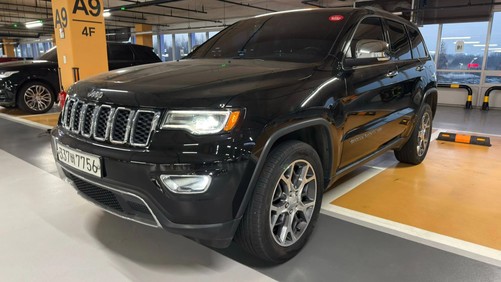 Jeep Grand cherokee 3.6 V6 Limitet WK2 Очакваме внос 