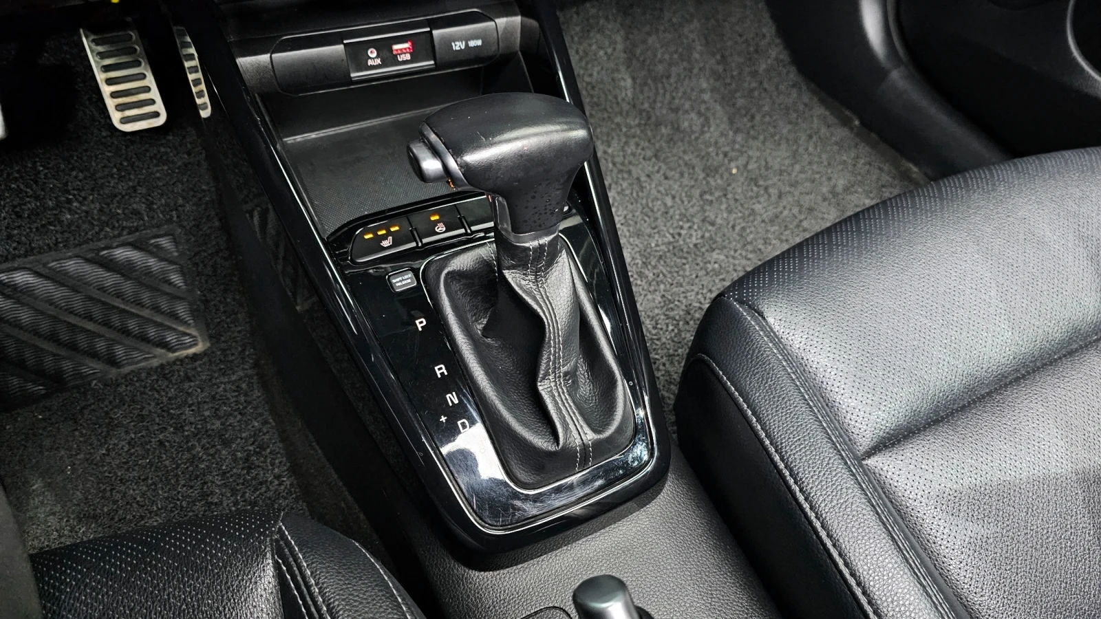 Kia Stonic 1.6 Prestige autogeorge.com, снимка 8 - Автомобили и джипове - 54136495