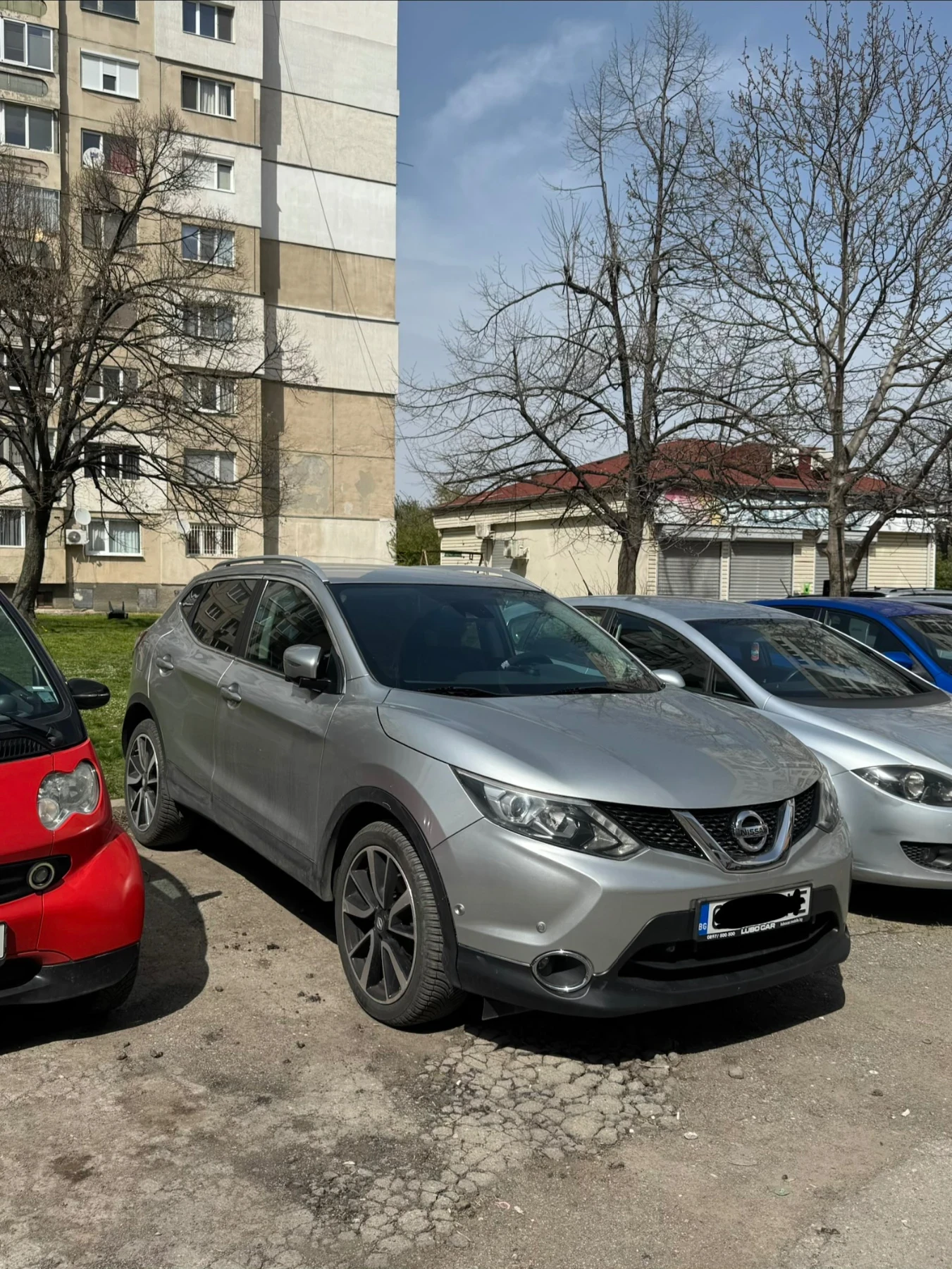 Nissan Qashqai, снимка 2 - Автомобили и джипове - 54264745
