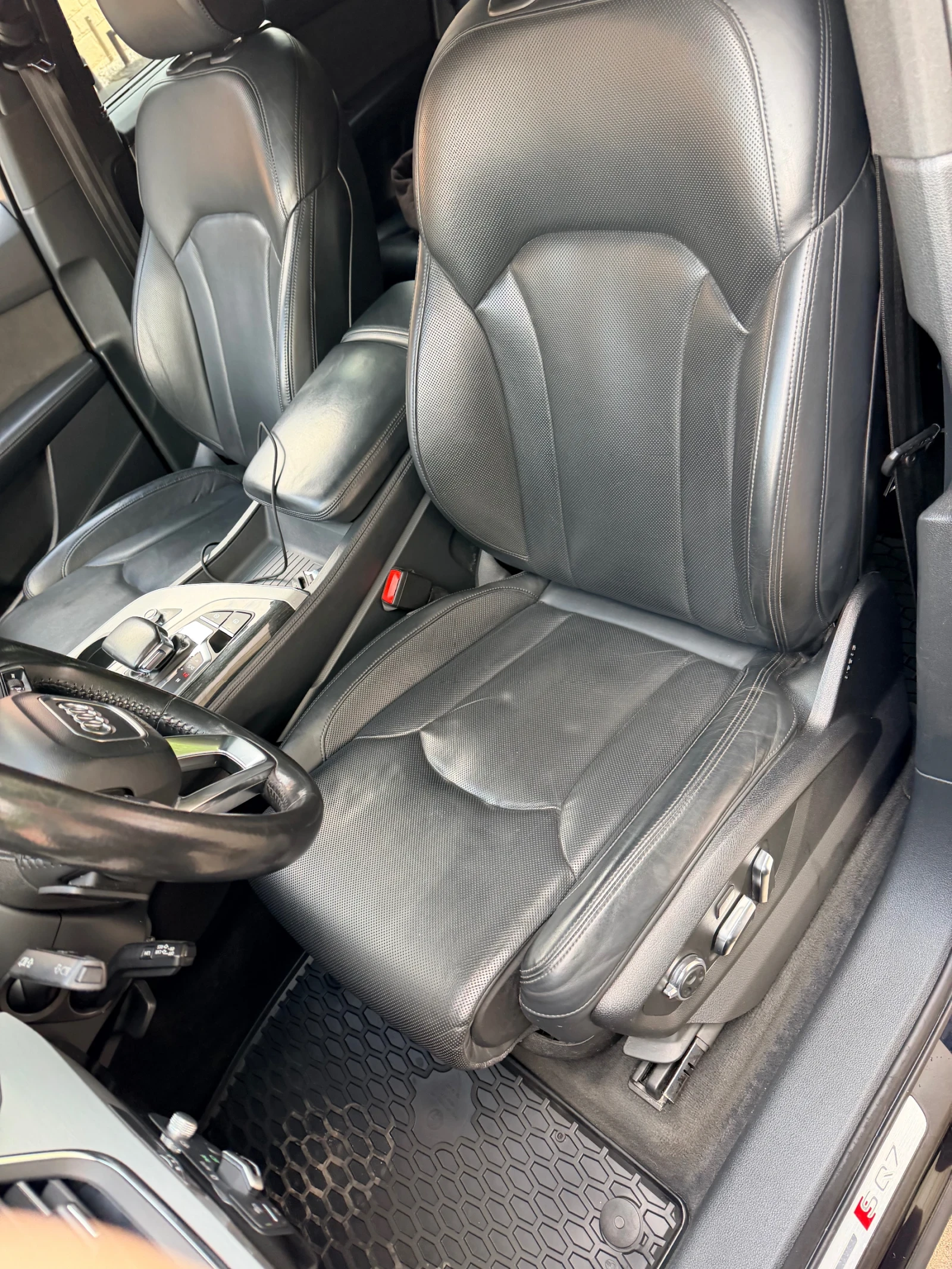 Audi SQ7, снимка 15 - Автомобили и джипове - 54828321