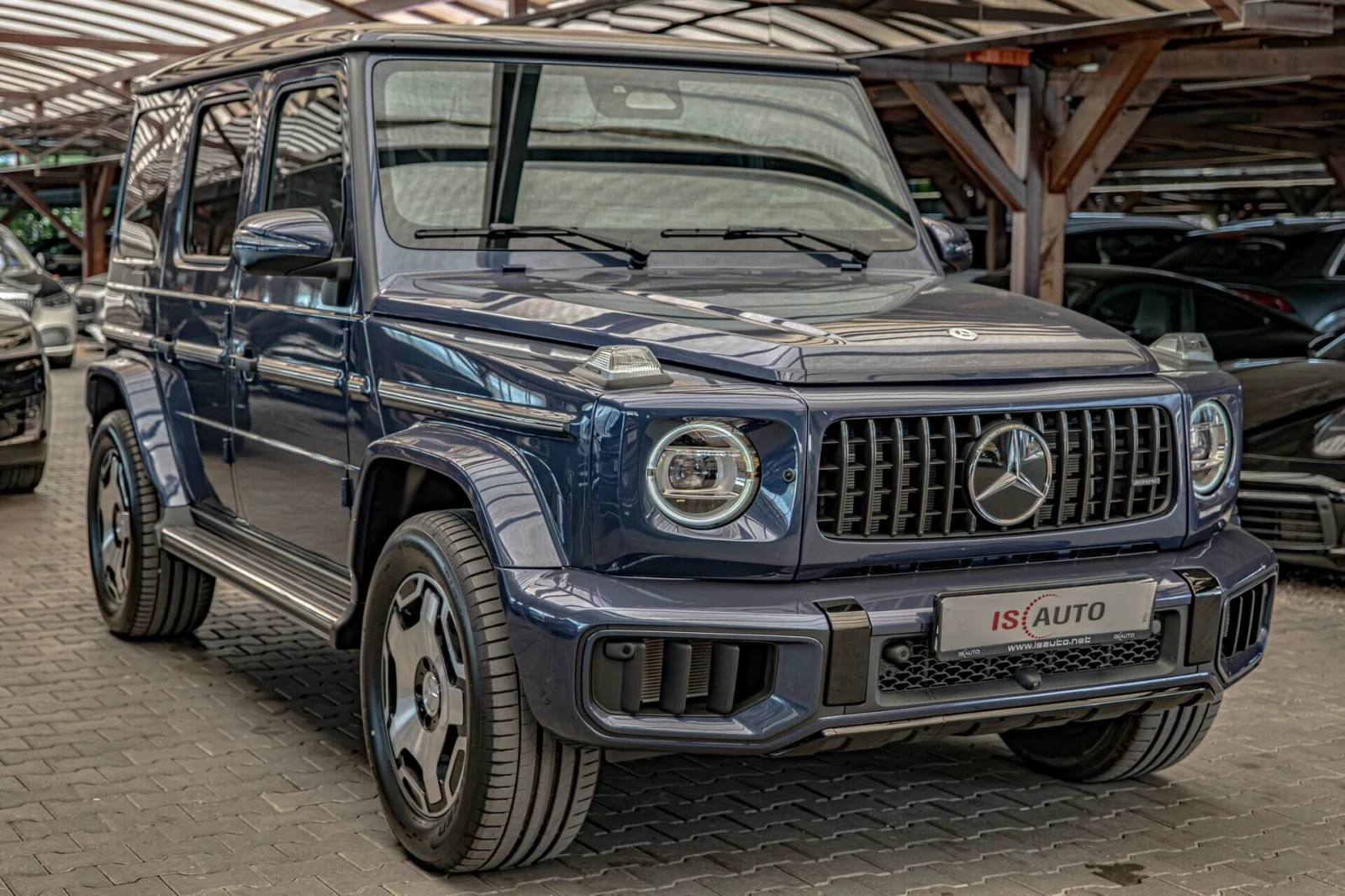 Mercedes-Benz G 450 AMG Line/Exclusive Line/MBUX/Ambient/Камера 360/Me, снимка 2 - Автомобили и джипове - 54870419