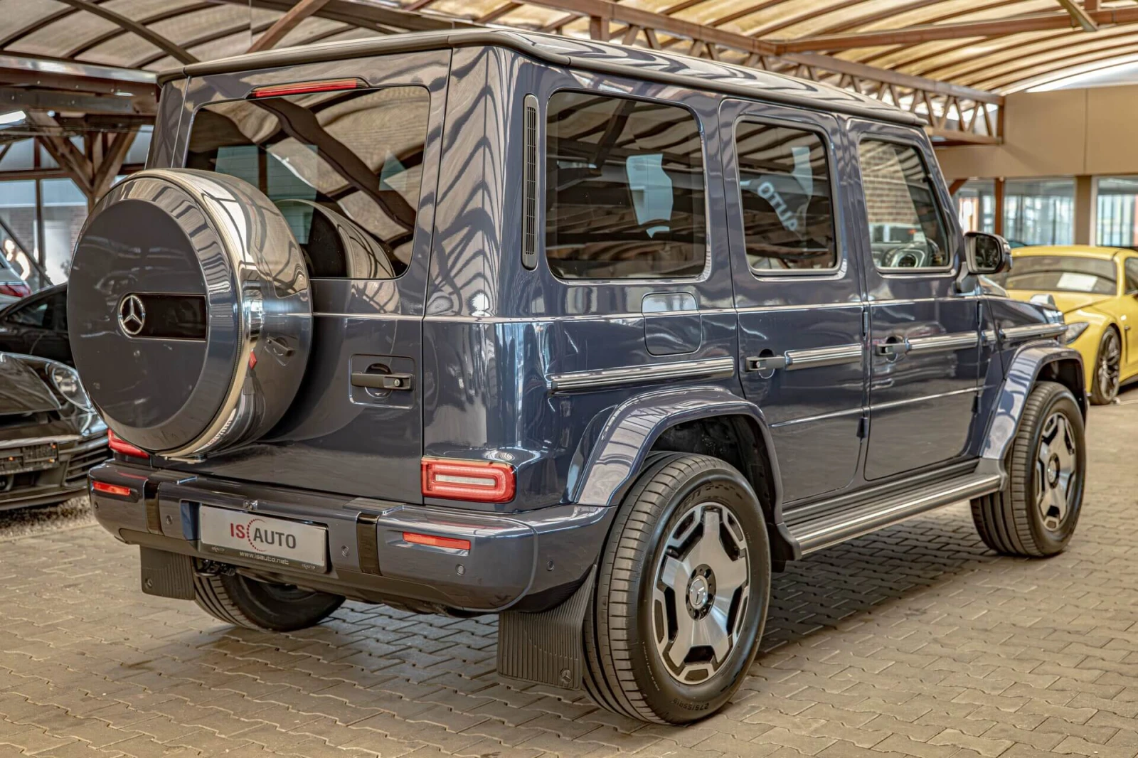Mercedes-Benz G 450 AMG Line/Exclusive Line/MBUX/Ambient/Камера 360/Me, снимка 6 - Автомобили и джипове - 54870419