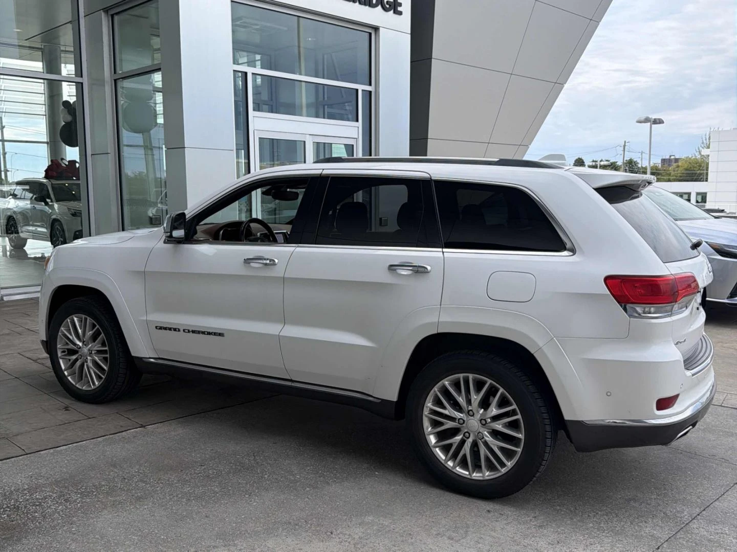 Jeep Grand cherokee SUMMIT* Distronic* �����* �������* ������ | Mobile.bg � ����������� 5