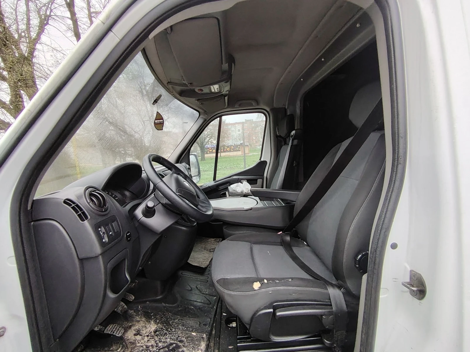 Renault Master 2.3dci 170ks, снимка 11 - Бусове и автобуси - 54070245