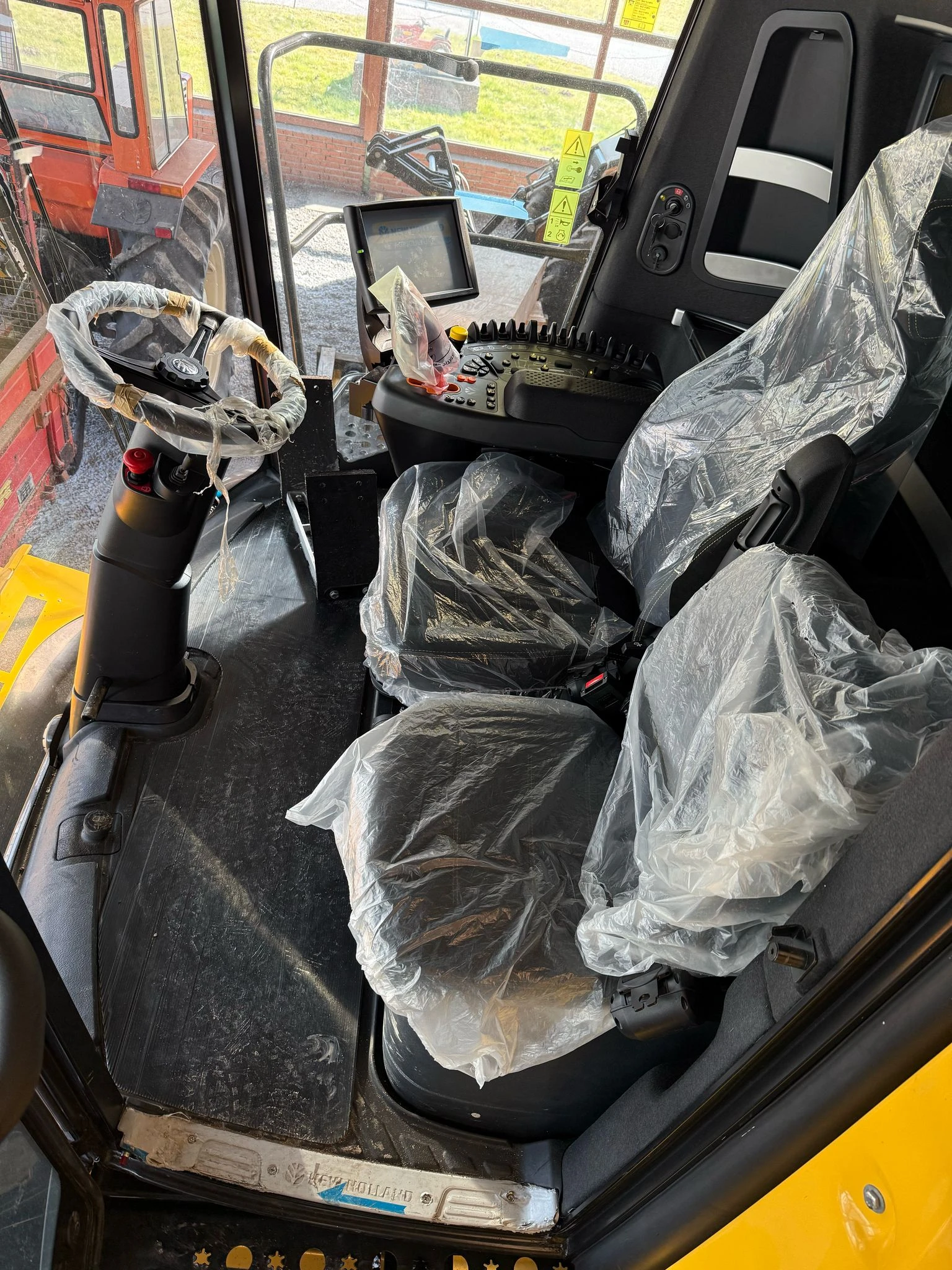  New Holland CR9.90 | Mobile.bg   12