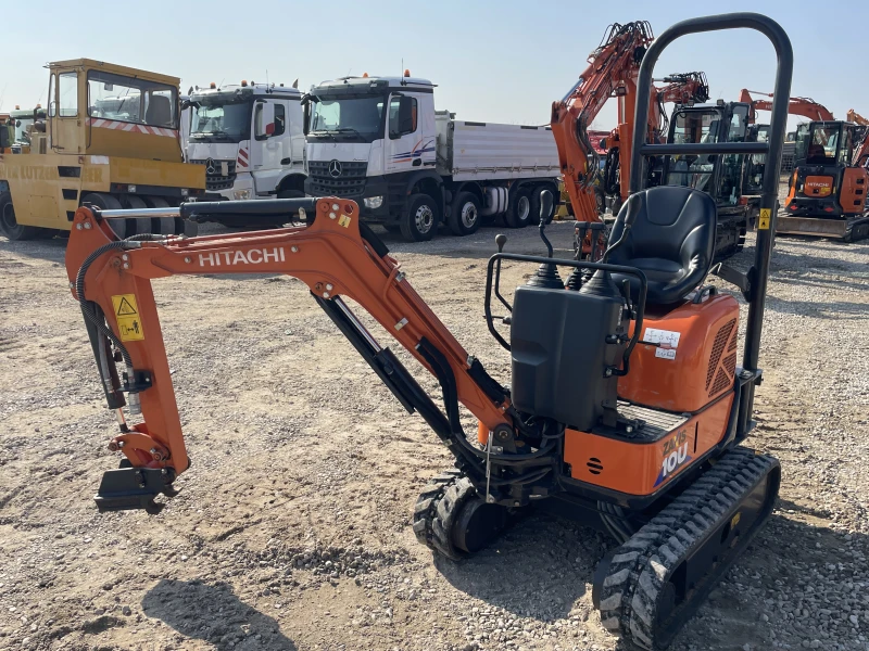 Багер Hitachi ZX 10 U-6, снимка 16 - Индустриална техника - 49024675