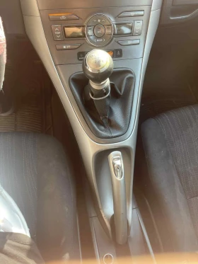 Обява за продажба на Toyota Auris ~8 400 лв. - изображение 6