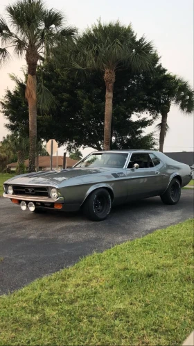     Ford Mustang