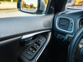 Volvo V40 2 .D4 .190 k.s  Rdesign. 8 степенен автомат - 20000 лв. / 10225.84 € - 43175541 11