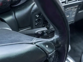 Porsche 911 * 2dr Carrera 4 Cabriolet * CARFAX * БЕЗ ПЪРВОНАЧА - 18000 € / 35204.94 лв. - 20567083 16