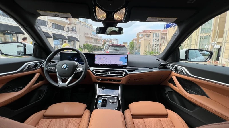 BMW i4 eDrive , снимка 11 - Автомобили и джипове - 47275129