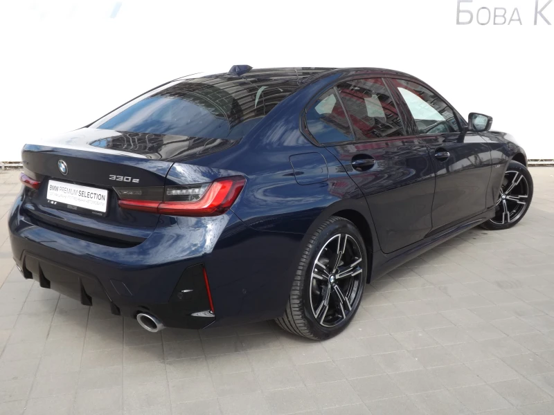 BMW 330 e xDrive, снимка 4 - Автомобили и джипове - 47283077