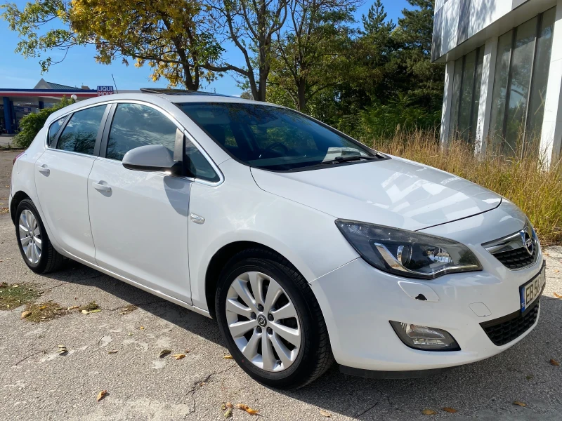 Opel Astra 1.7CDTI-125k.c.-EURO5A-Бартер-Лизинг, снимка 8 - Автомобили и джипове - 47579537