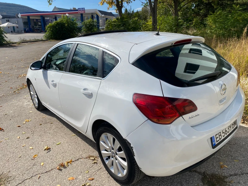 Opel Astra 1.7CDTI-125k.c.-EURO5A-Бартер-Лизинг, снимка 3 - Автомобили и джипове - 47579537