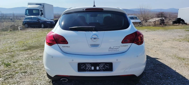 Opel Astra 1.4T-140к.с, снимка 7 - Автомобили и джипове - 49437223