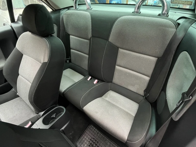 Peugeot 207 1.6 i A/C, снимка 9 - Автомобили и джипове - 52717570