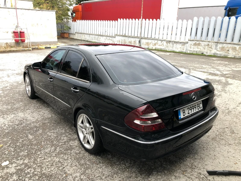 Mercedes-Benz E 240, снимка 4 - Автомобили и джипове - 52320824