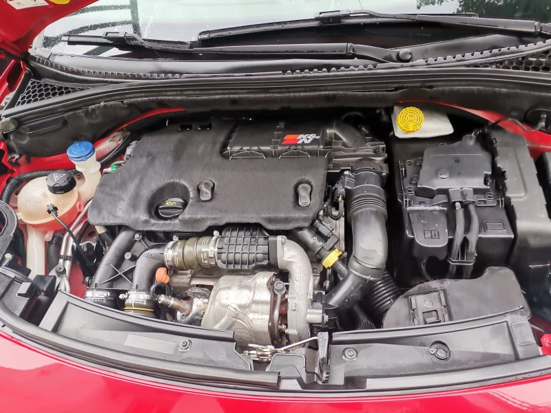 Citroen DS3 1.6 HDI, снимка 9 - Автомобили и джипове - 52696077