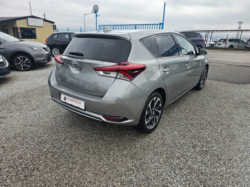 Toyota Auris 1.8 HIBRID , снимка 6 - Автомобили и джипове - 53380128