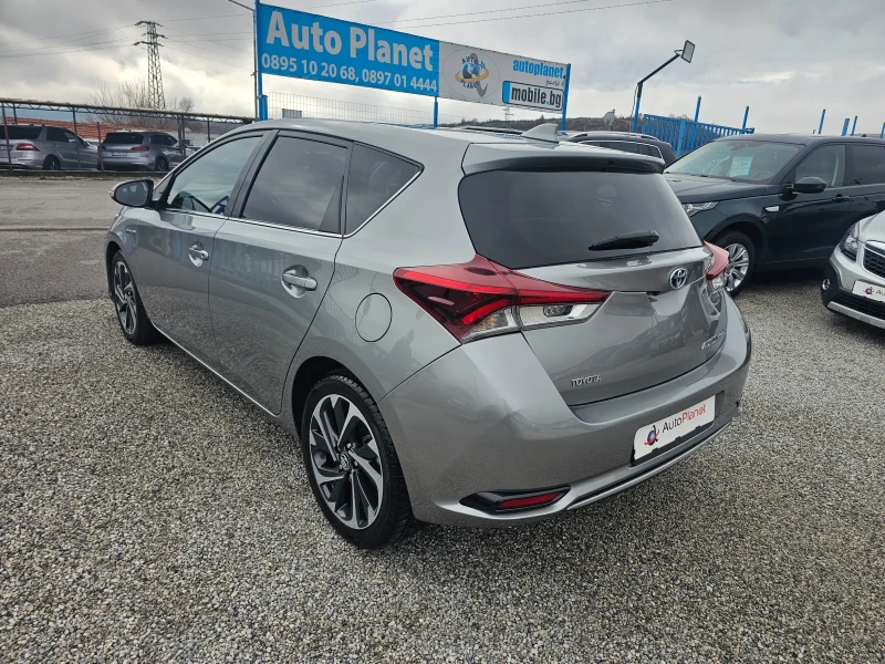 Toyota Auris 1.8 HIBRID , снимка 4 - Автомобили и джипове - 53380128