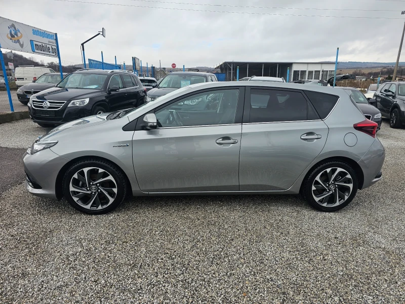 Toyota Auris 1.8 HIBRID , снимка 3 - Автомобили и джипове - 53380128