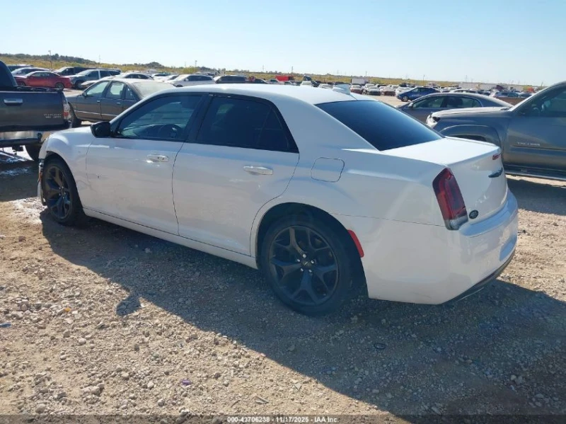 Chrysler 300c 3.6l 300 Touring, снимка 3 - Автомобили и джипове - 53395985