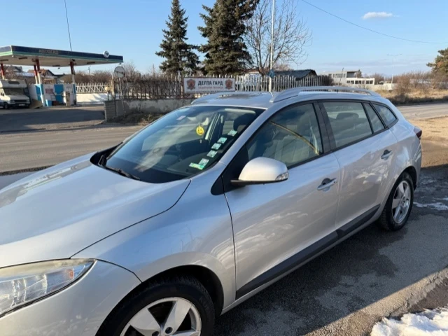 Renault Megane Renault  Megane III 2.0 16V (140 Hp), автоматик! - изображение 9