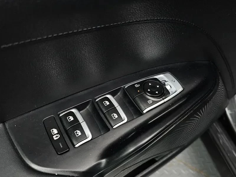 Kia K5, снимка 16 - Автомобили и джипове - 56740222