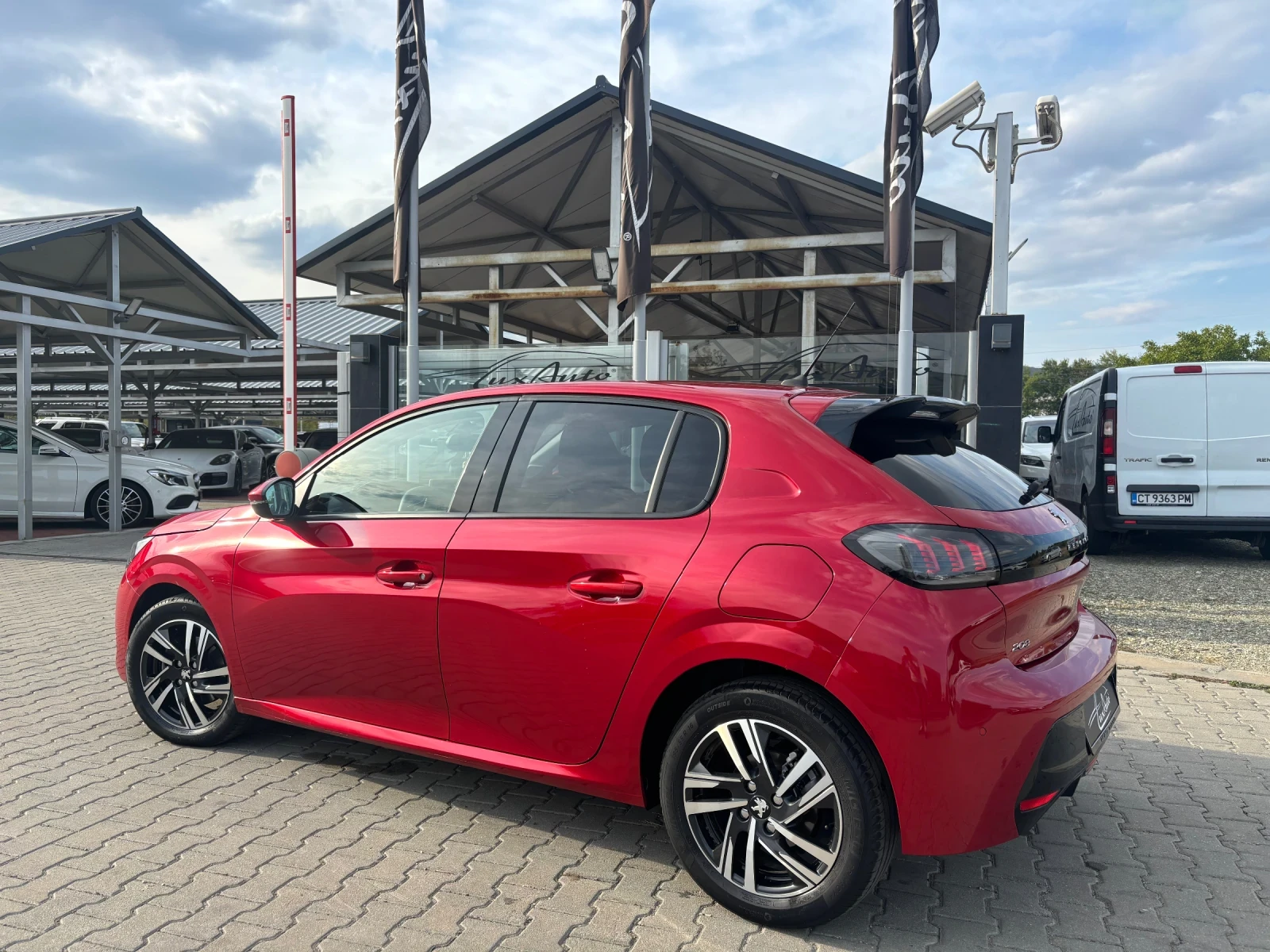 Peugeot 208 GT LINE#1.3i#АВТОМАТ#ГАРАНЦИЯ  - изображение 4