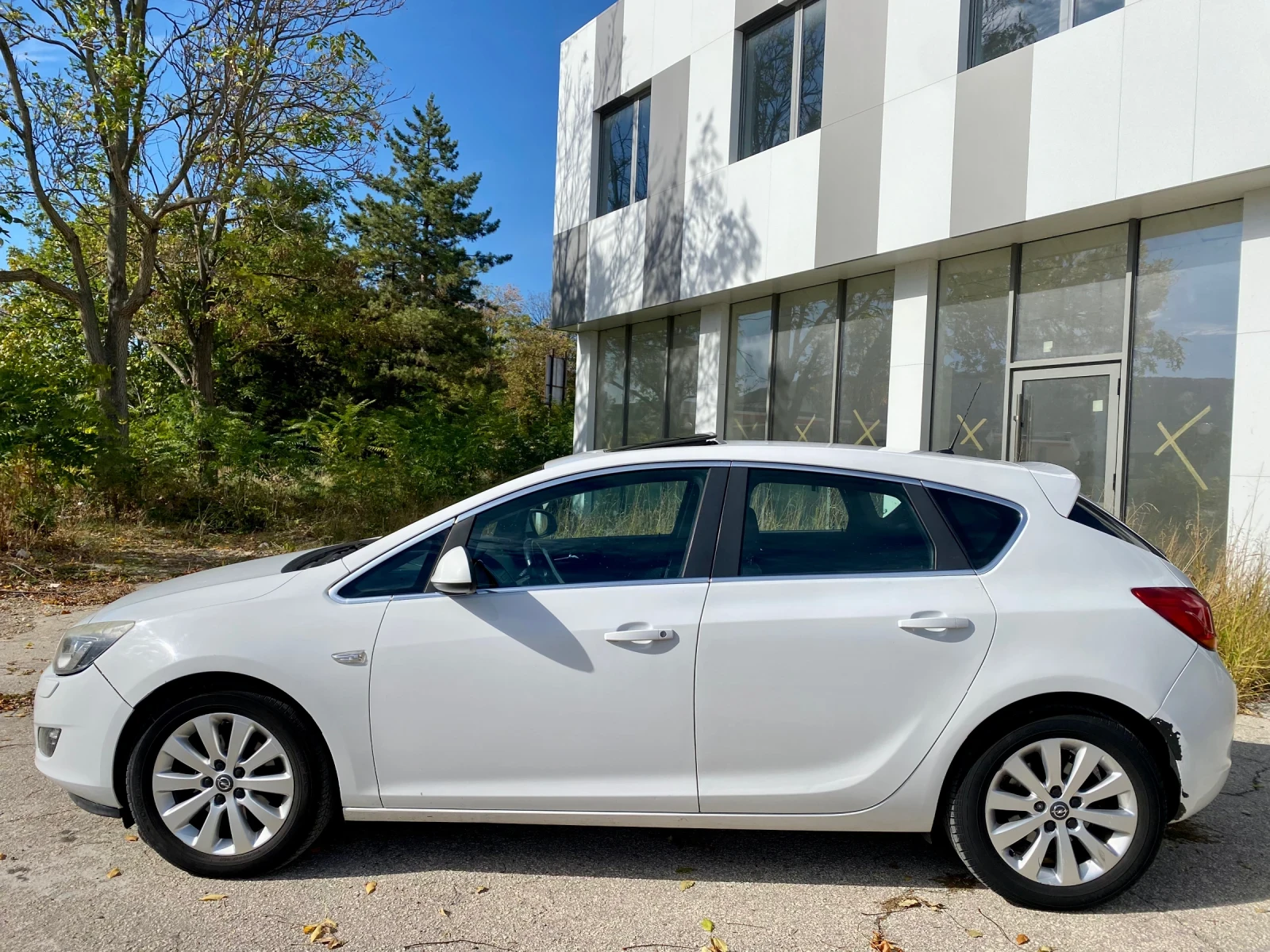 Opel Astra 1.7CDTI-125k.c.-EURO5A-Бартер-Лизинг - изображение 2