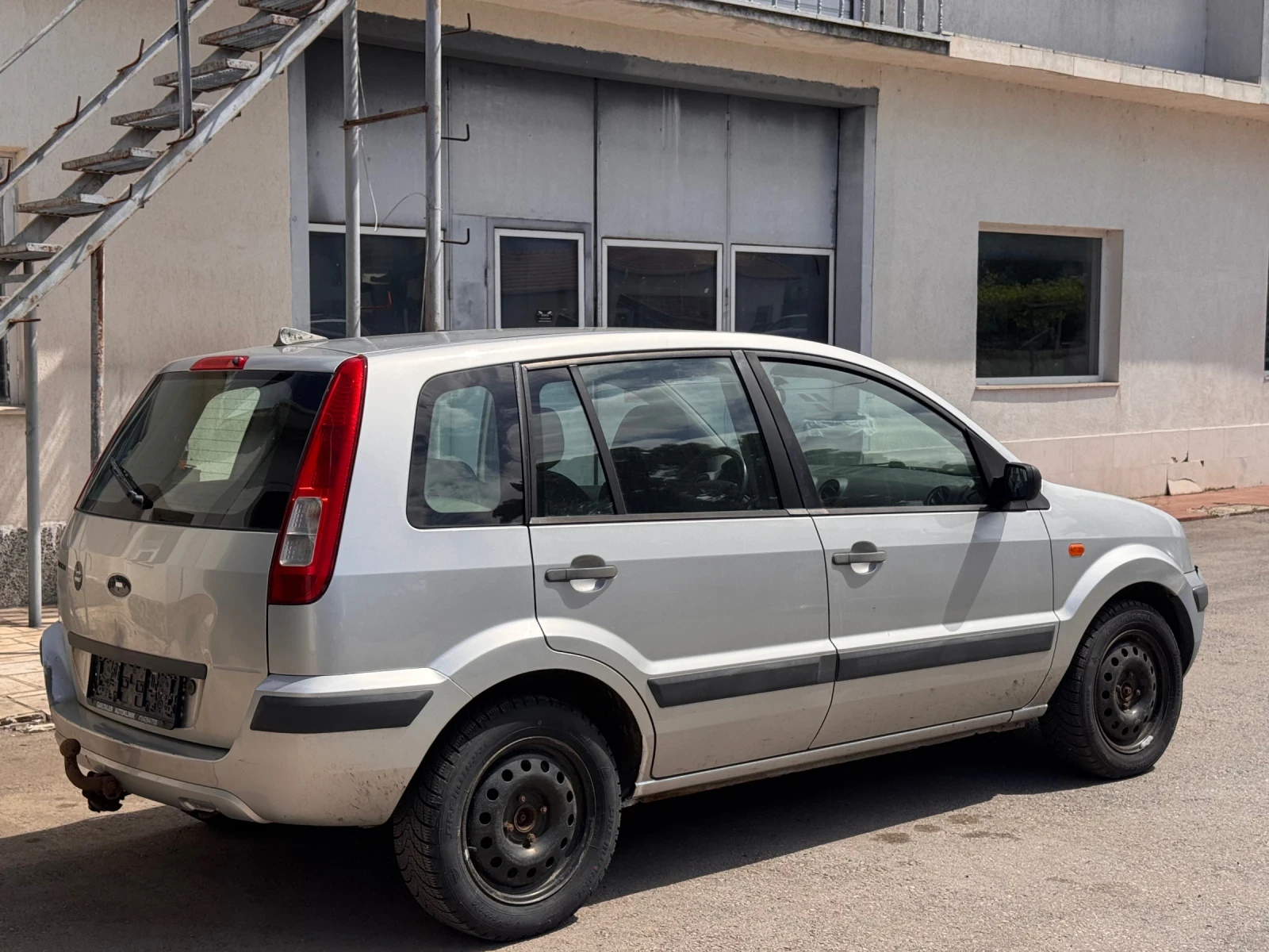 Ford Fusion 1.6i - изображение 3