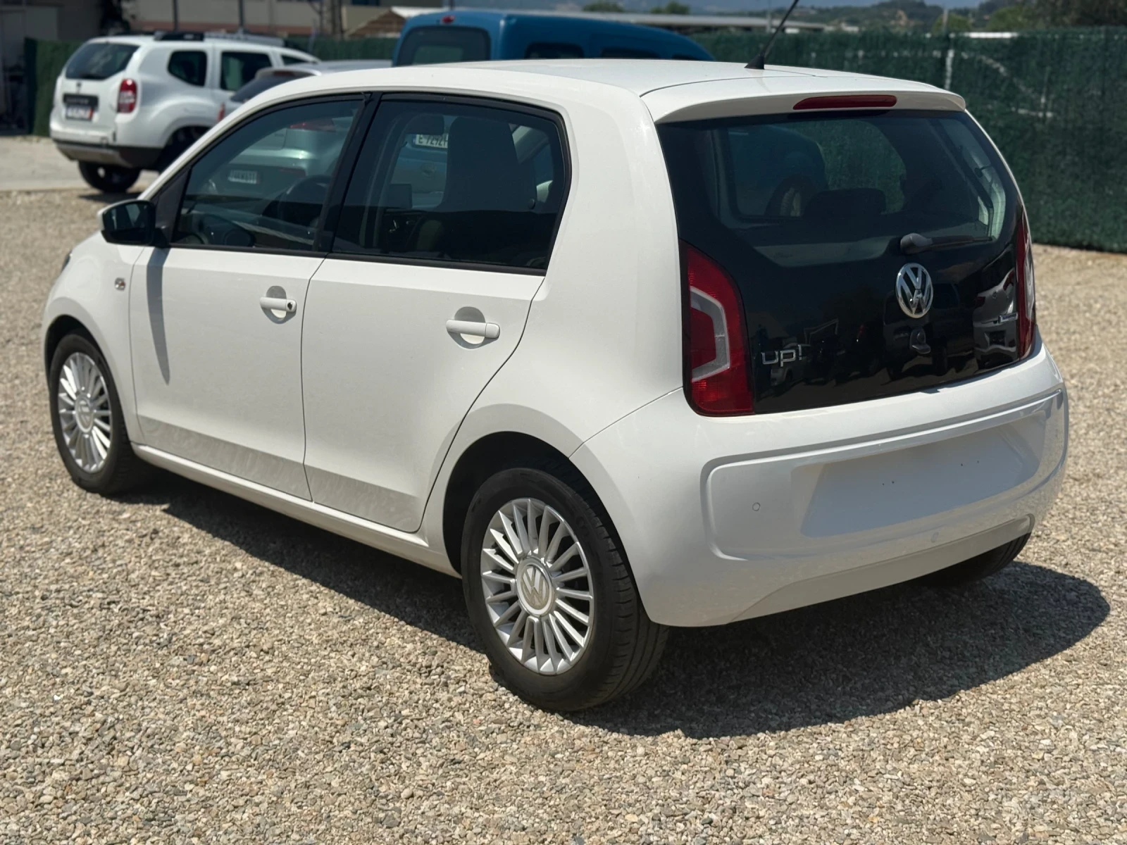 VW Up 1.0i/70hp/NAVI/EVRO6/ - изображение 4