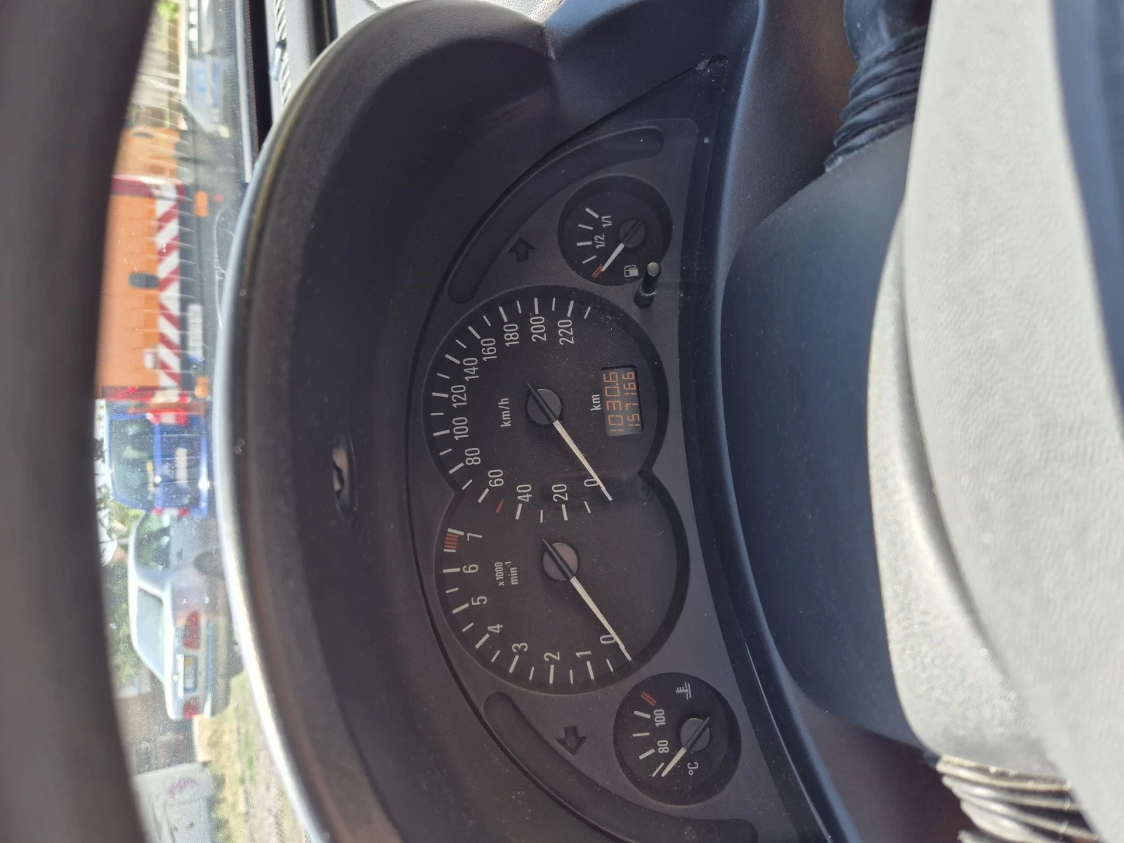 Opel Corsa  - изображение 8