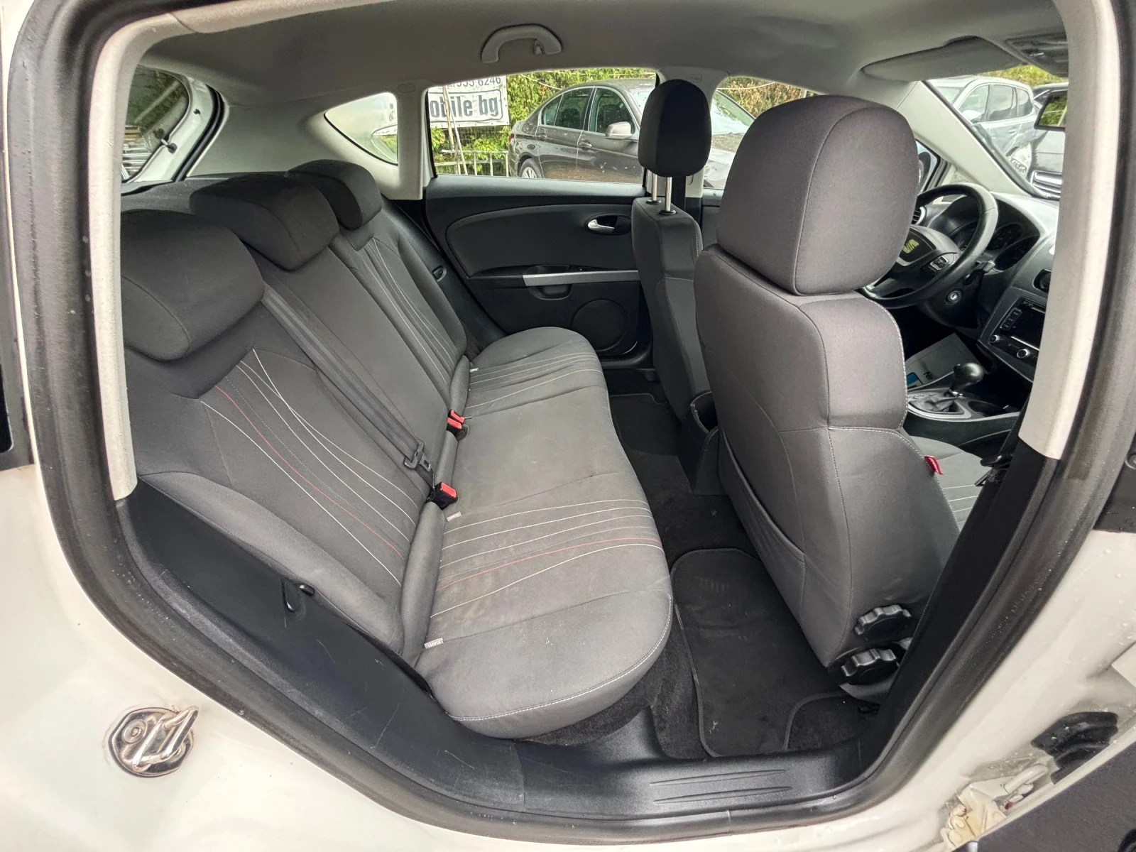 Seat Leon 1.6TDI - изображение 7