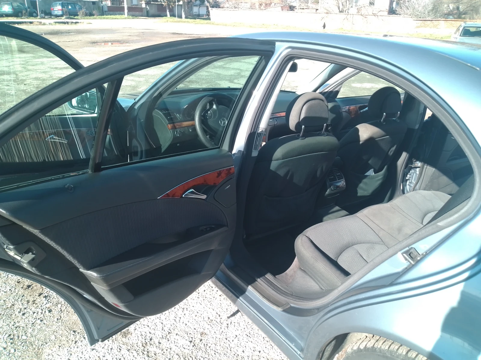 Mercedes-Benz E 270 | Mobile.bg � ����������� 15