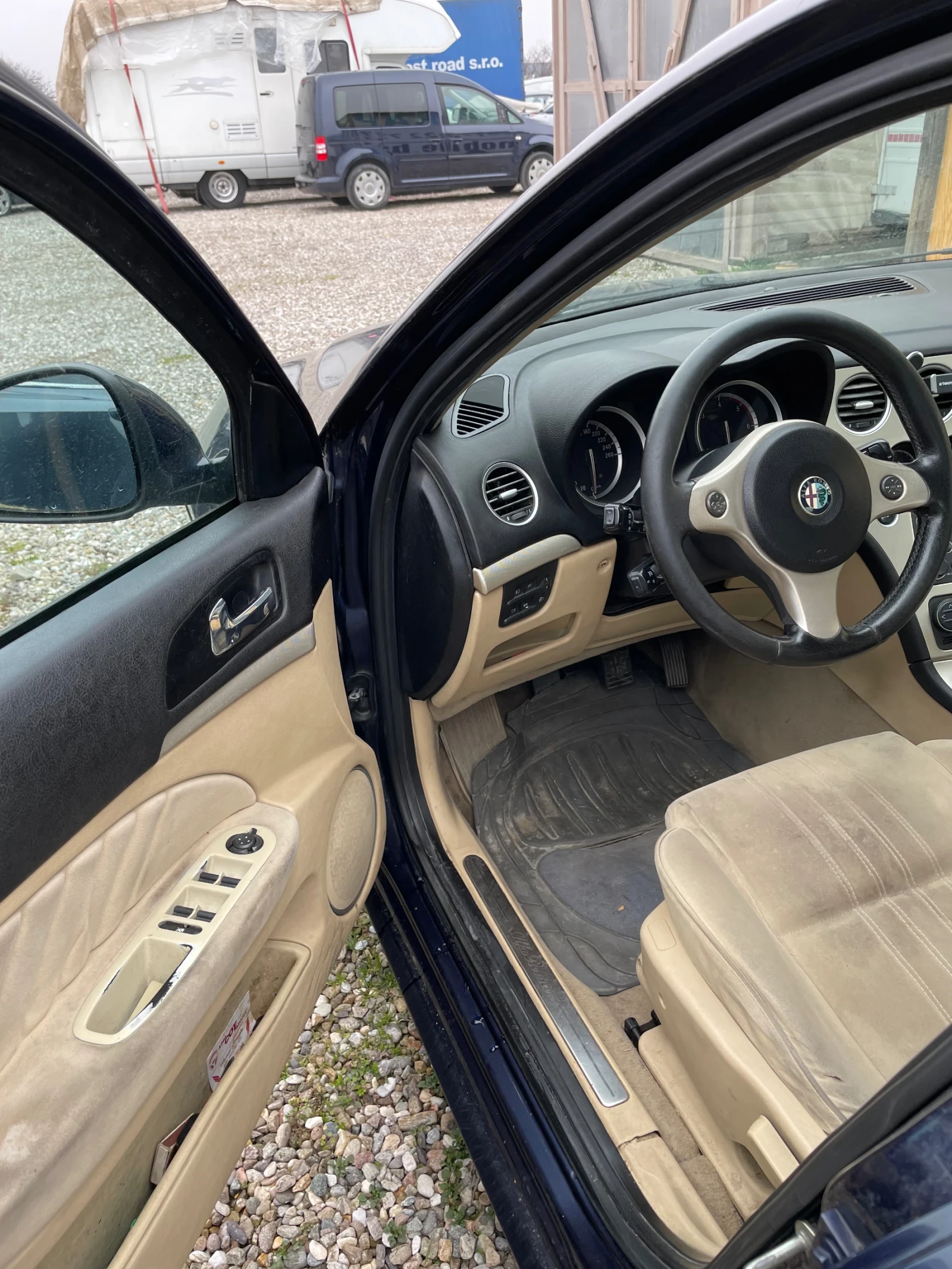 Alfa Romeo 159  - изображение 5