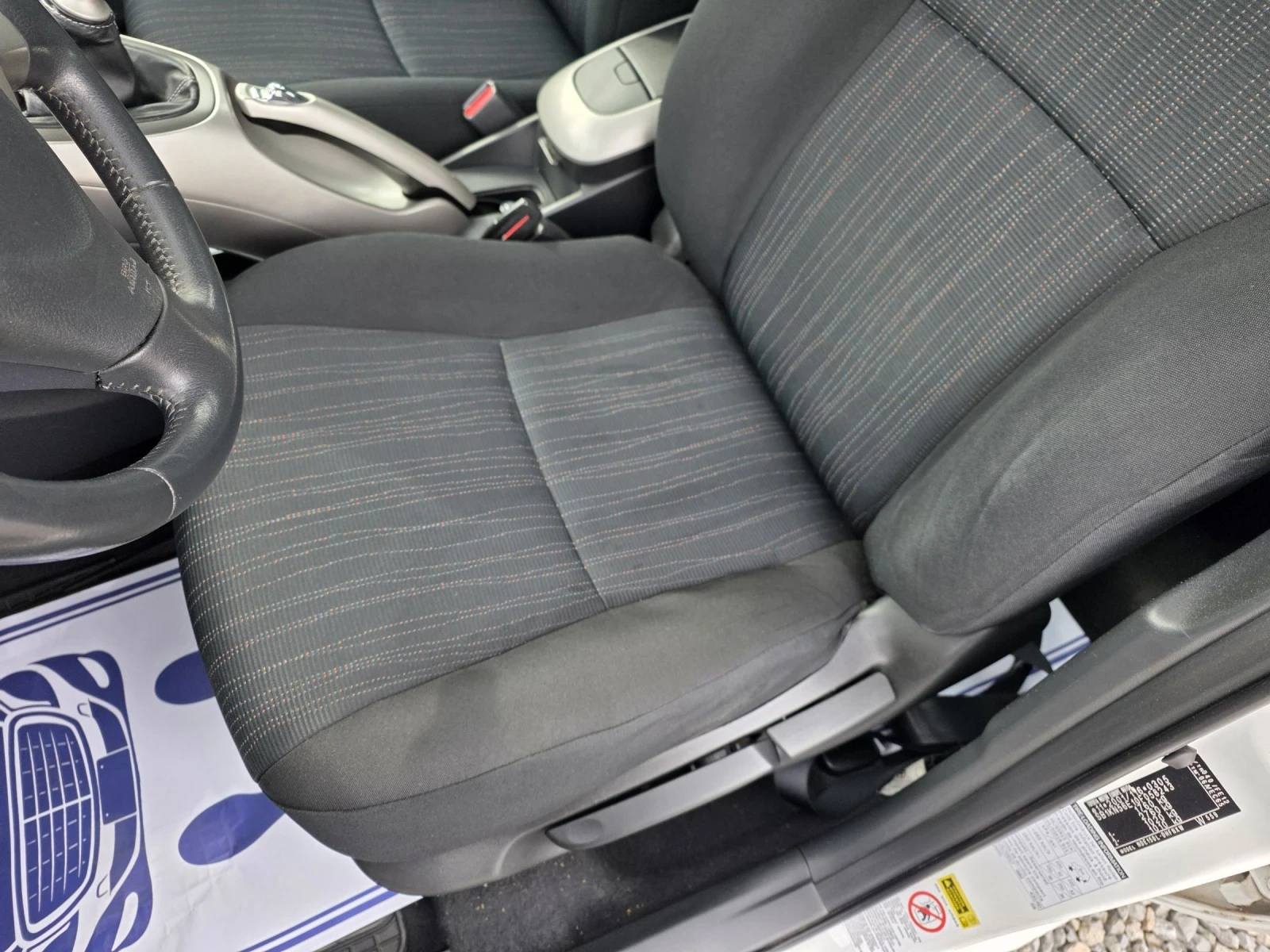 Toyota Auris 1.4d4d 90k.c | Mobile.bg � ����������� 10
