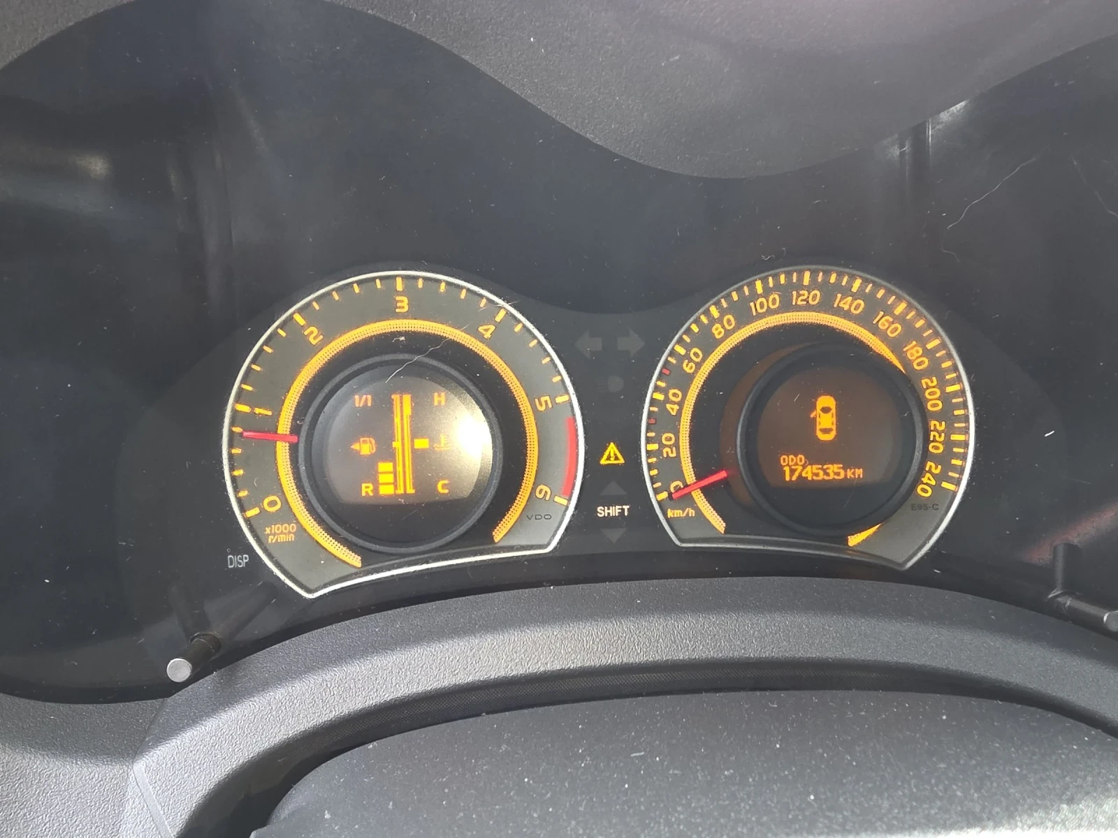 Toyota Auris 1.4d4d 90k.c | Mobile.bg � ����������� 8