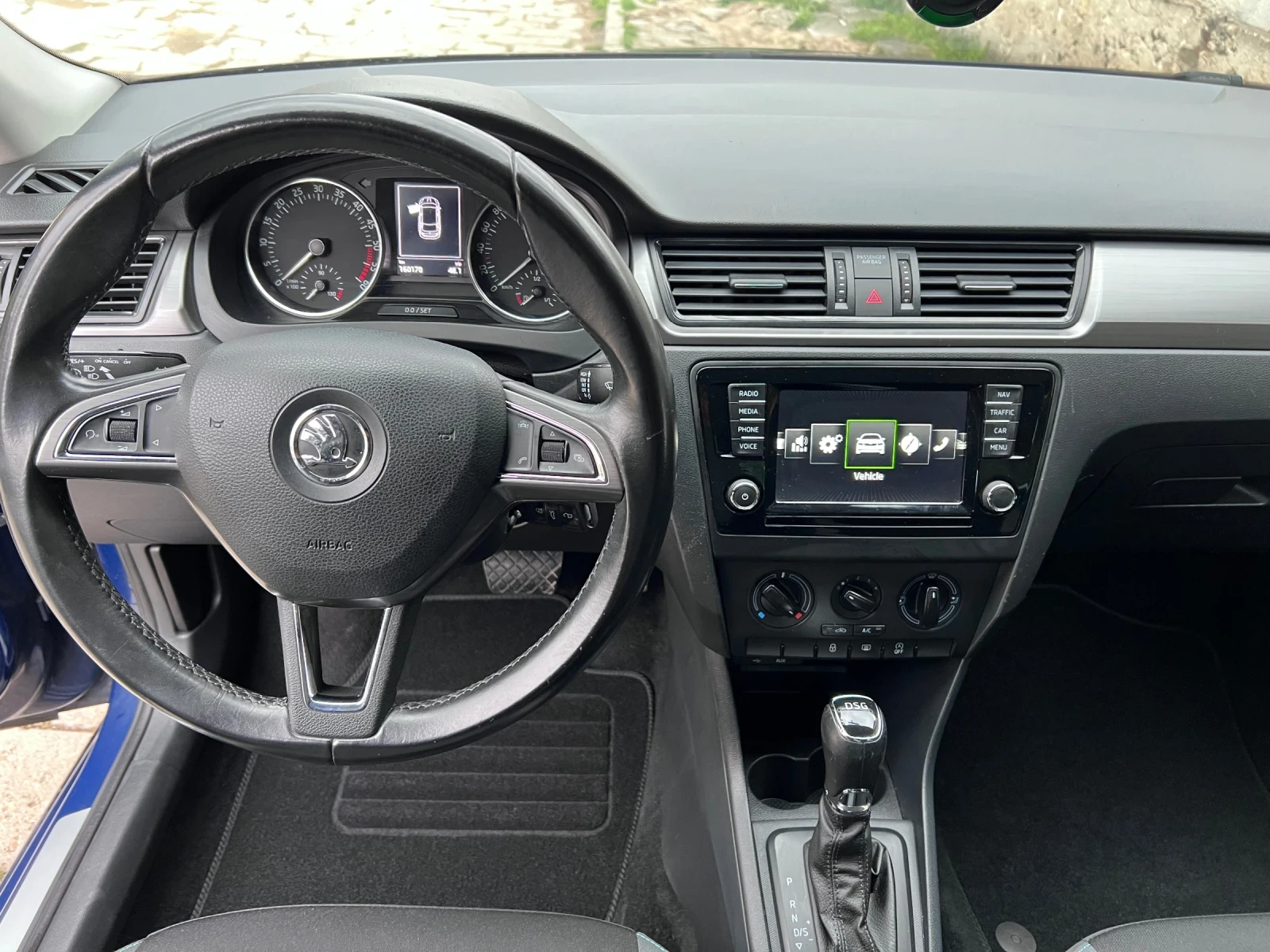 Skoda Rapid 1.4 TDI  DSG, снимка 11 - Автомобили и джипове - 54058913