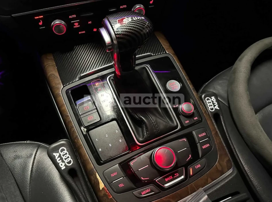 Audi A7 S7 ПАКЕТ/КАМЕРИ/ПОДГРЕВ/ШИБИДАХ, снимка 13 - Автомобили и джипове - 54092801