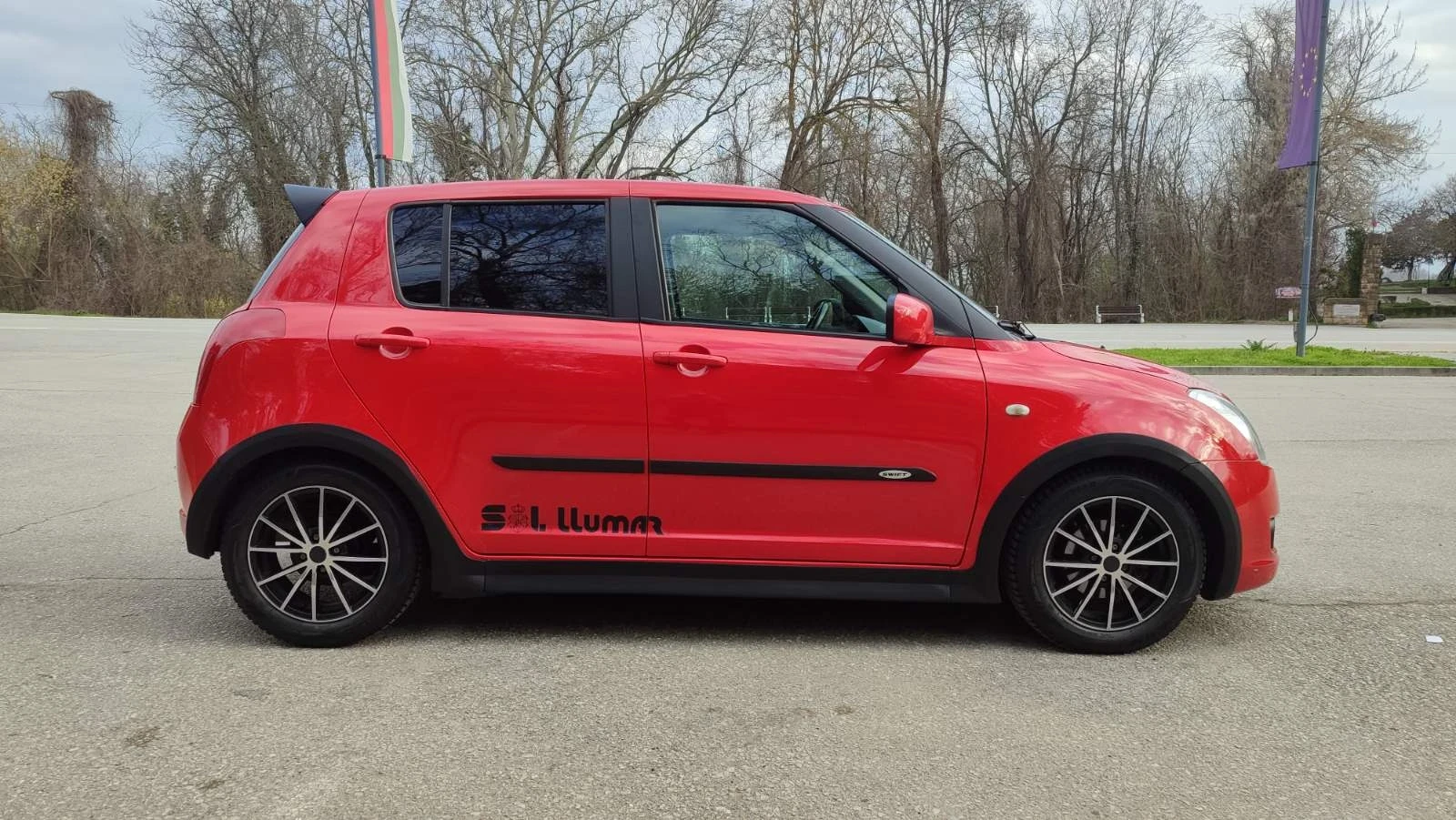 Suzuki Swift 83000km, снимка 2 - Автомобили и джипове - 54092923