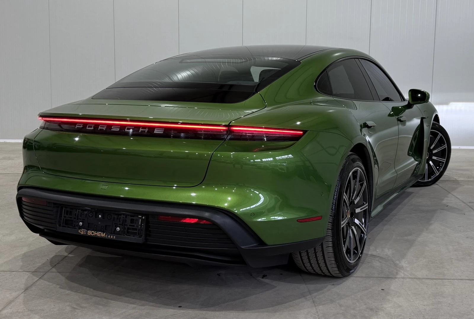 Porsche Taycan 4S Performance Plus 94kw, снимка 5 - Автомобили и джипове - 54294421