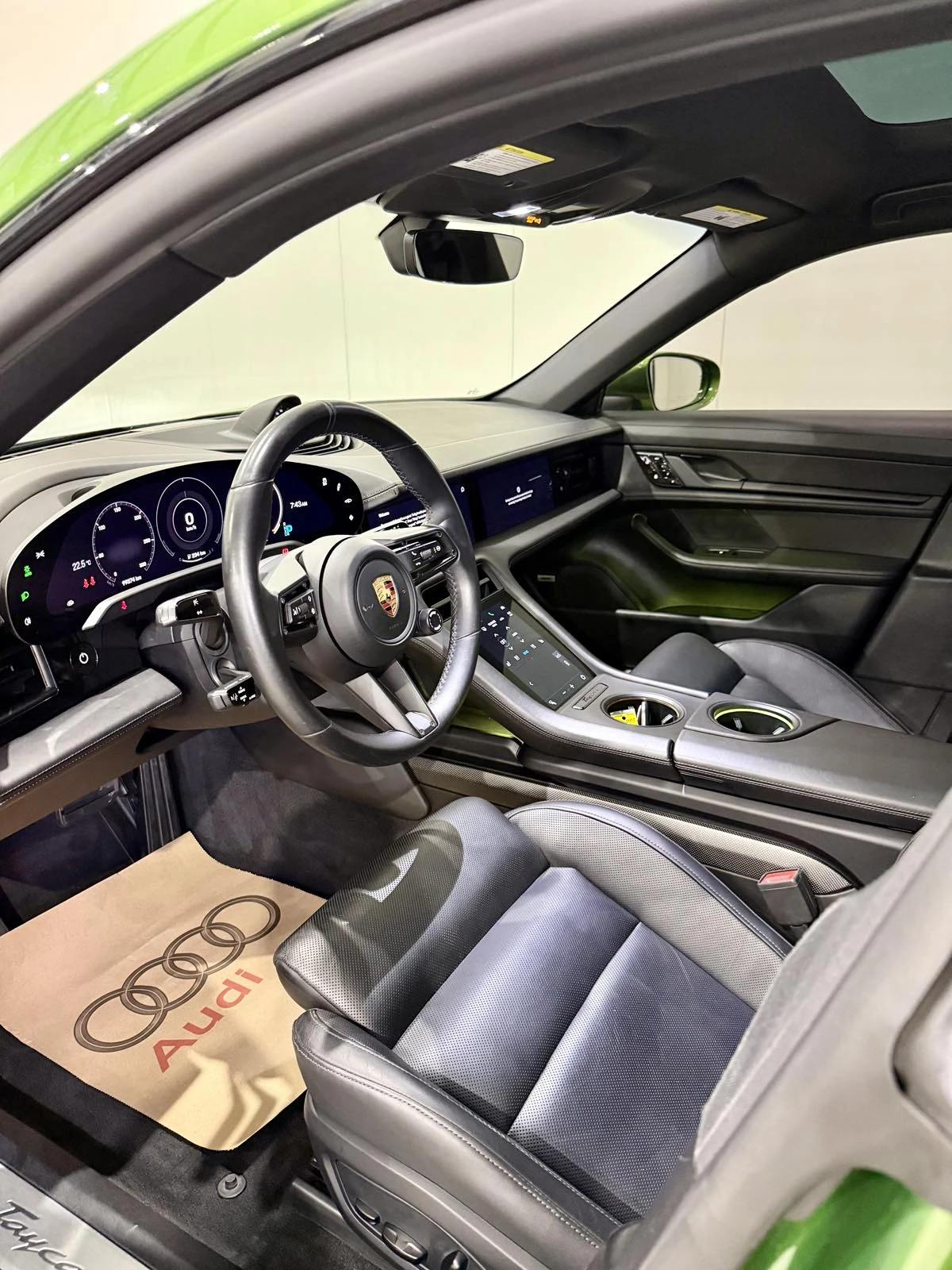 Porsche Taycan 4S Performance Plus 94kw, снимка 9 - Автомобили и джипове - 54294421