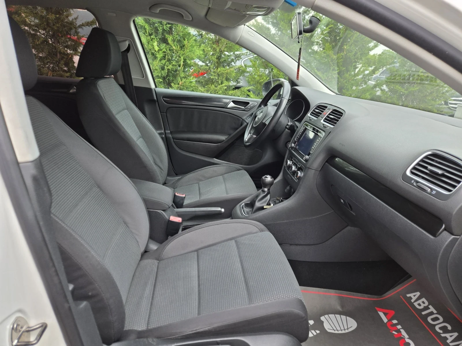 VW Golf 1.6i-102кс= ГАЗ* LANDI RENZO* = АВТОПИЛОТ= НАВИ, снимка 15 - Автомобили и джипове - 54512002