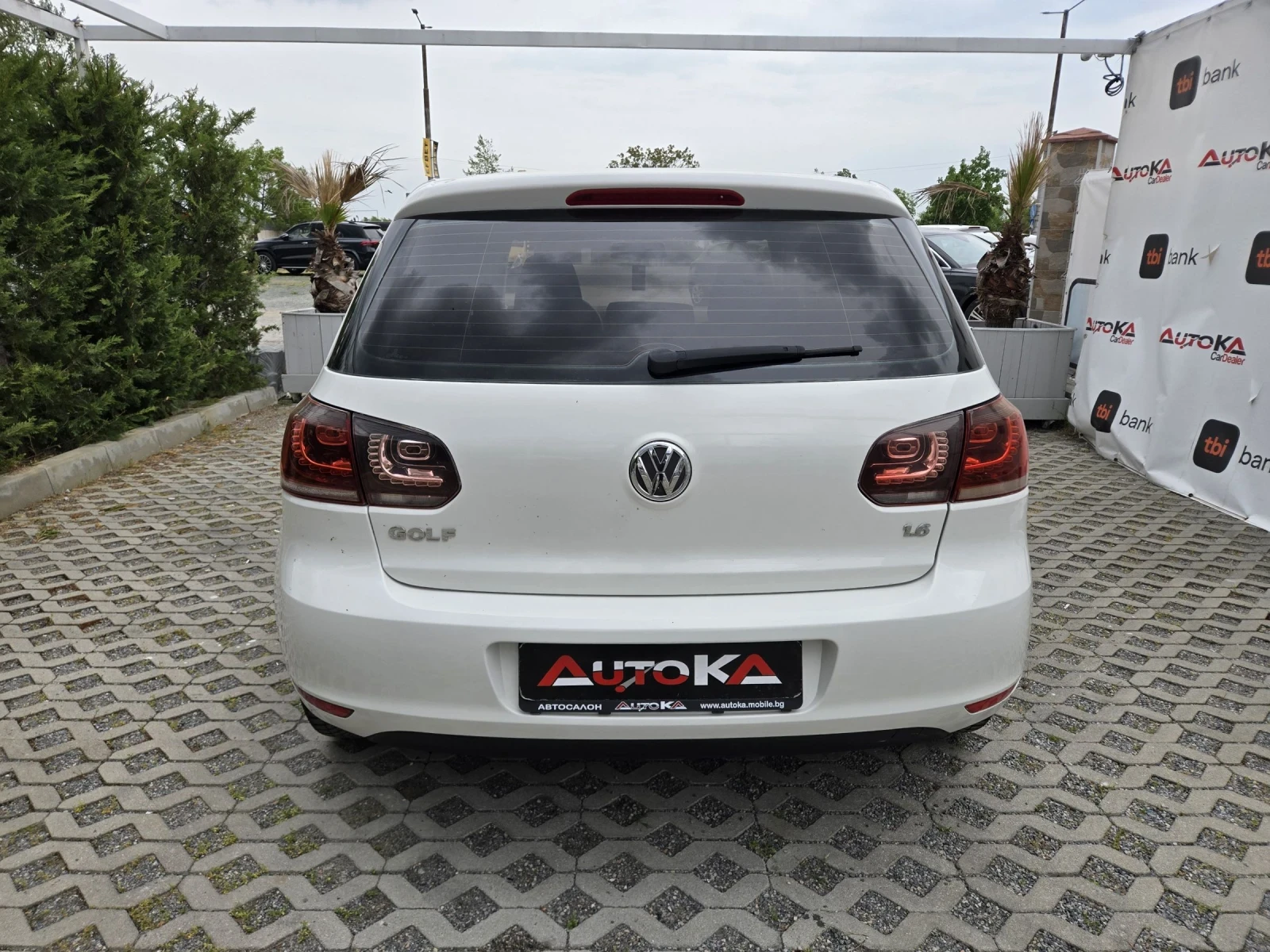 VW Golf 1.6i-102кс= ГАЗ* LANDI RENZO* = АВТОПИЛОТ= НАВИ, снимка 4 - Автомобили и джипове - 54512002