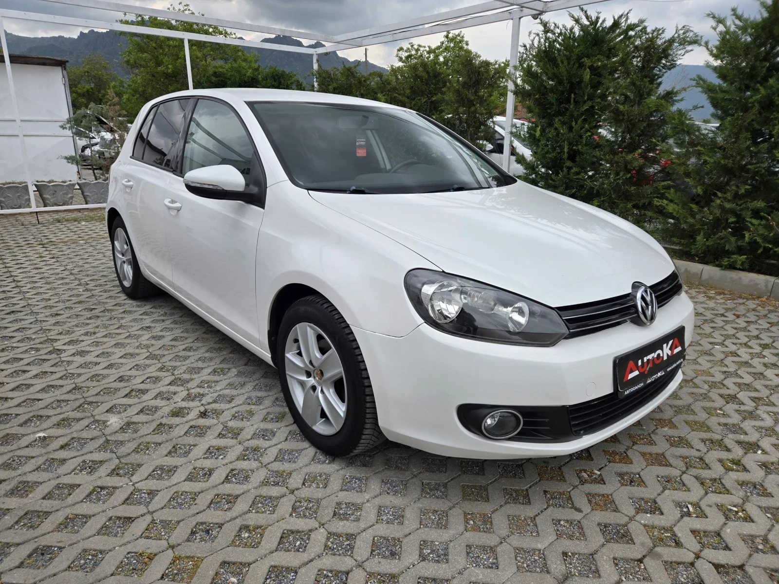 VW Golf 1.6i-102кс= ГАЗ* LANDI RENZO* = АВТОПИЛОТ= НАВИ, снимка 2 - Автомобили и джипове - 54512002