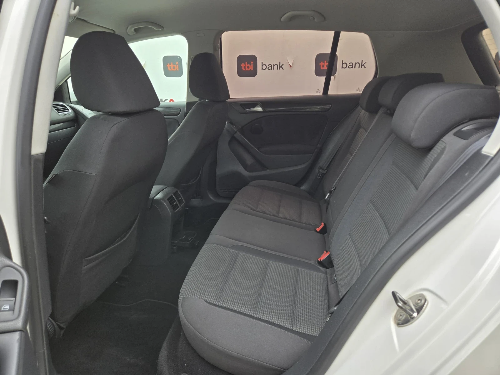 VW Golf 1.6i-102кс= ГАЗ* LANDI RENZO* = АВТОПИЛОТ= НАВИ, снимка 9 - Автомобили и джипове - 54512002